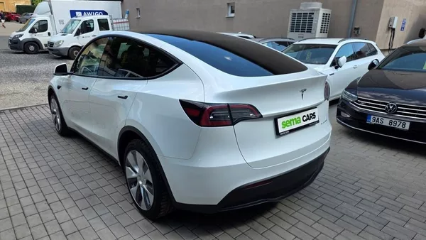 Tesla Model Y Long Range AWD DE SoH 90.2% - foto 7