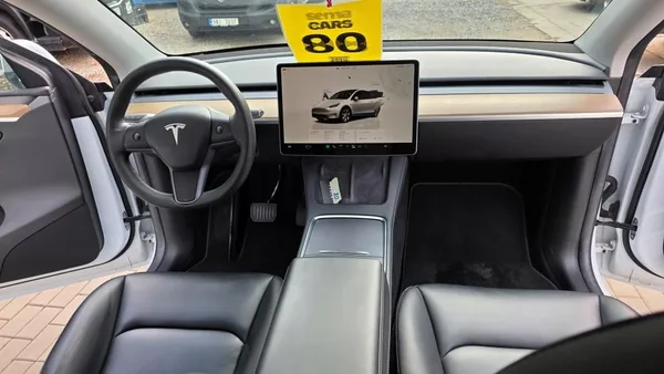 Tesla Model Y Long Range AWD SoH 91,4% - foto 16
