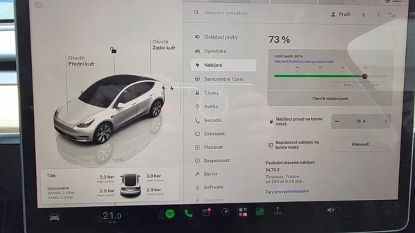 Tesla Model Y Long Range AWD SoH 91,4% - foto 22