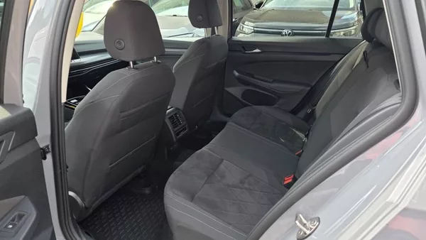 Volkswagen Golf 2.0 TDI 110kW DSG7 Style TZ - foto 10