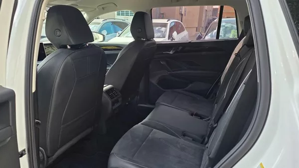 Volkswagen Tayron 1.5 PHEV 150kW Elegance SoH100 - foto 11