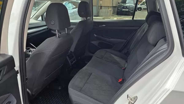 Volkswagen Golf 2.0 TDI 110kW DSG7 Style TZ - foto 10