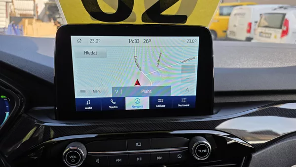 Ford Kuga 2.5i PHEV 165 kW ST-line AT TZ - foto 22