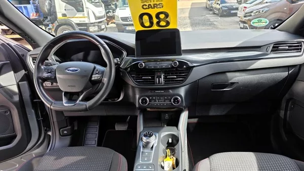 Ford Kuga 2.5i PHEV 165 kW ST-line AT TZ - foto 16