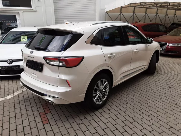 Ford Kuga 2.5i PHEV 165 kW Vignale AT - foto 2