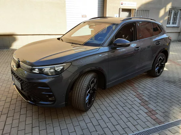 Volkswagen Tiguan 2.0TDI 142kW 4x4 DSG7 Rline TZ