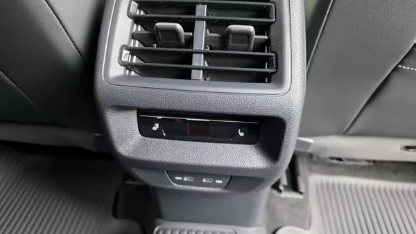 Volkswagen Tiguan 2.0TDI 142kW 4x4 DSG7 Rline TZ - foto 16