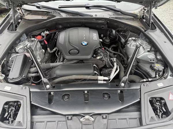 BMW Řada 5 518d Luxury Line - foto 13