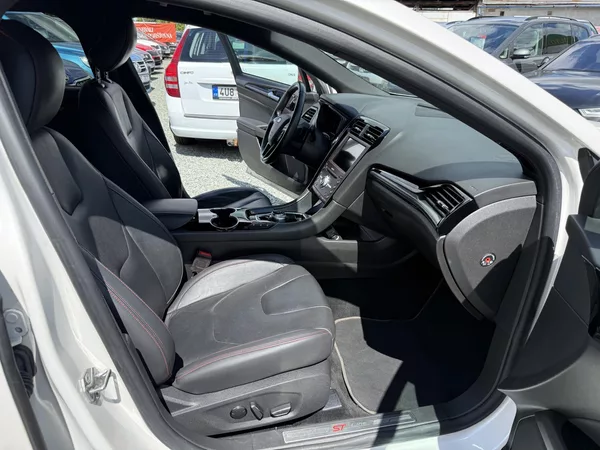 Ford Mondeo 2.0 TDCI ST-LINE - foto 10