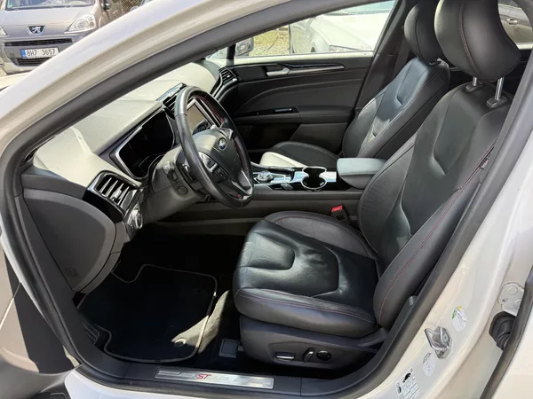 Ford Mondeo 2.0 TDCI ST-LINE - foto 8