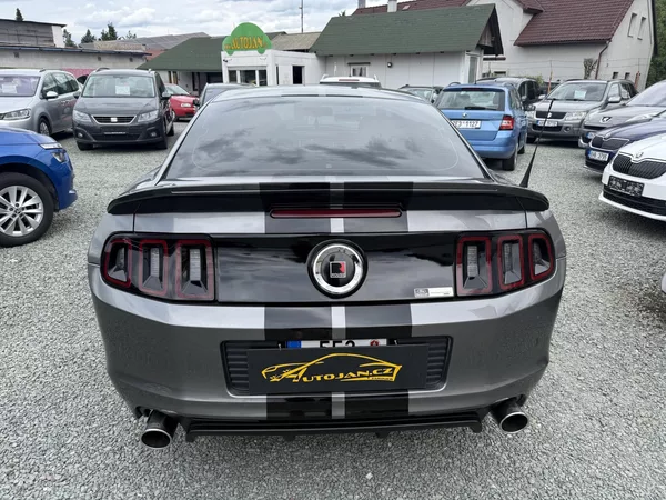 Ford Mustang 3.7 V6 - foto 5