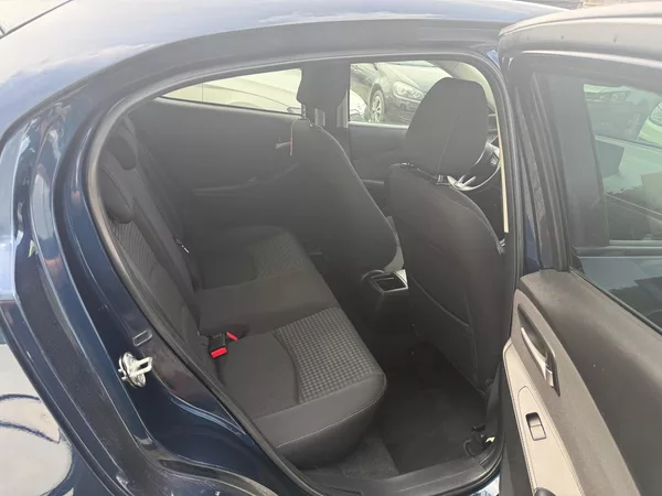 Mazda 2 1.5 SKYACTIVE - foto 9