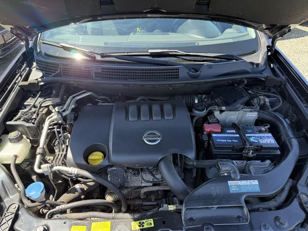 Nissan Qashqai 2.0 DCI 4x4 - foto 13