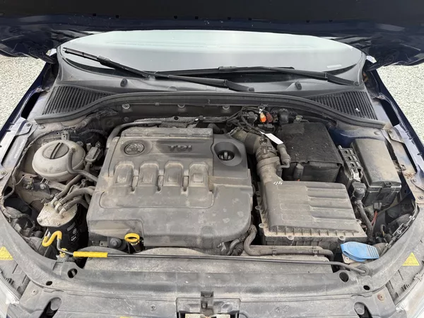 Škoda Octavia 1.6 TDI ELEGANCE - foto 13
