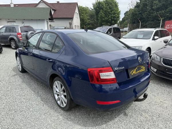Škoda Octavia 1.6 TDI ELEGANCE - foto 4