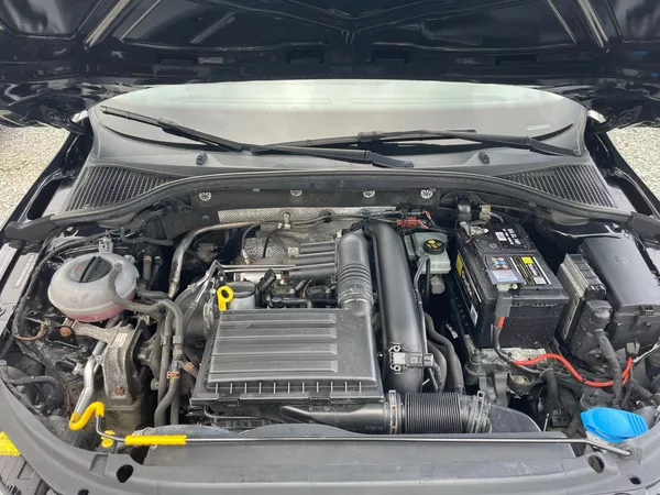 Škoda Octavia 1.2 TSI KOMBI - foto 11