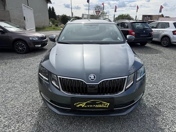 Škoda Octavia 1.6 TDI DSG STYLE - foto 2