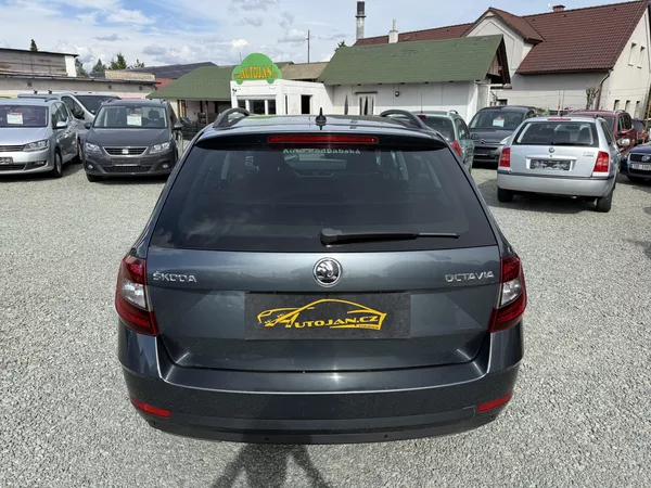 Škoda Octavia 1.6 TDI DSG STYLE - foto 5