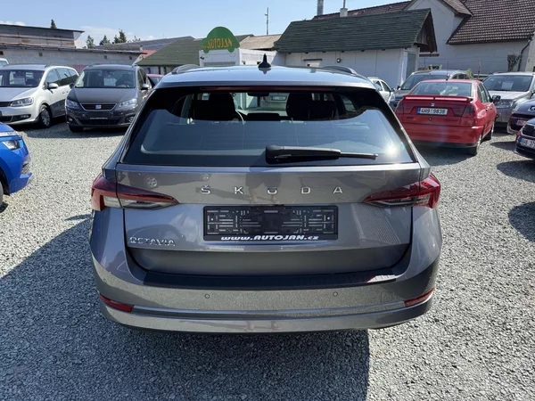 Škoda Octavia 2.0 TDI DSG AMBITION ACC - foto 5
