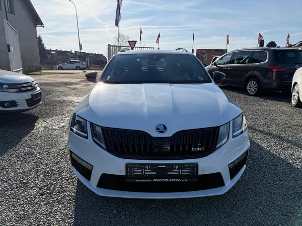 Škoda Octavia 2.0 TSI RS 245 DSG - foto 2