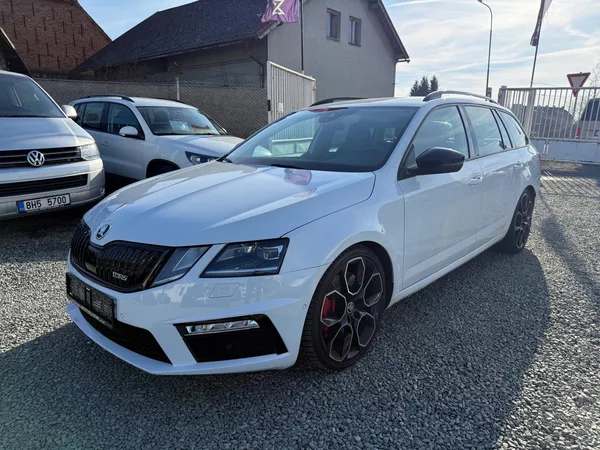 Škoda Octavia 2.0 TSI RS 245 DSG - foto 3