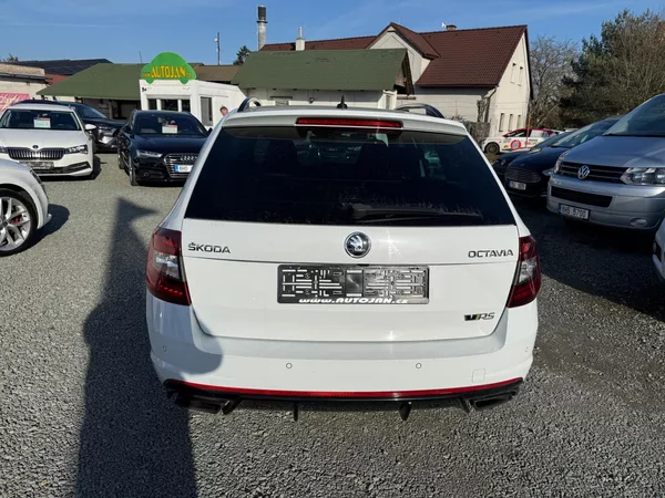 Škoda Octavia 2.0 TSI RS 245 DSG - foto 5