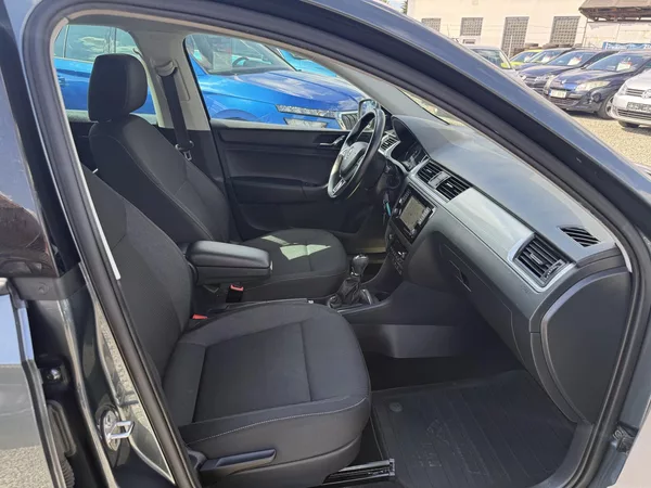 Škoda Rapid 1.2 TSI SPACEBACK - foto 10