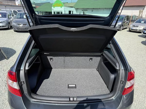 Škoda Rapid 1.2 TSI SPACEBACK - foto 12