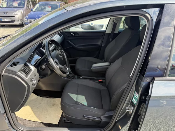 Škoda Rapid 1.2 TSI SPACEBACK - foto 8