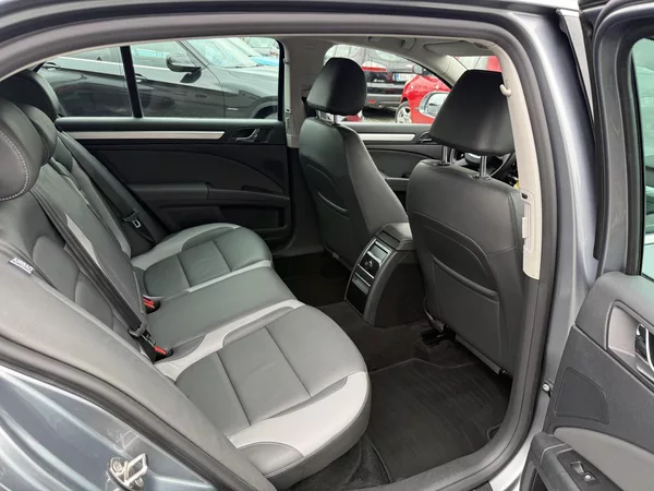 Škoda Superb 1.4 TSI AMBITION - foto 10