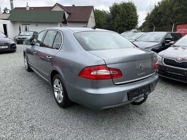 Škoda Superb 1.4 TSI AMBITION - foto 4
