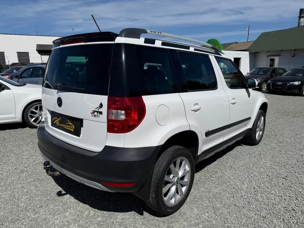 Škoda Yeti 1.2 TSI AMBITION - foto 6