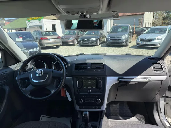 Škoda Yeti 1.2 TSI AMBITION - foto 8