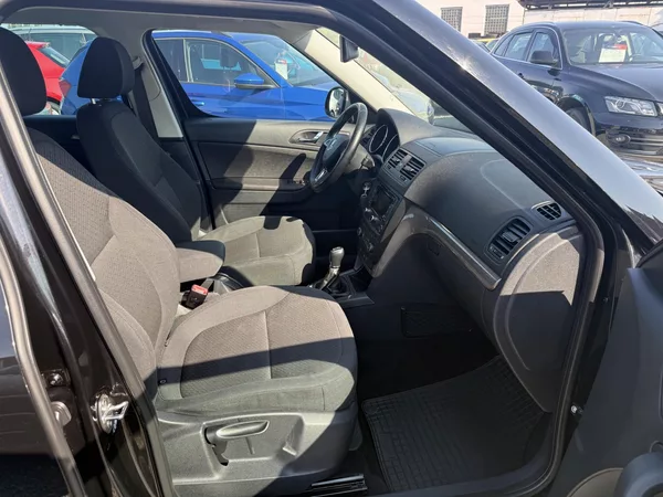 Škoda Yeti 1.8 TSI 4x4 ELEGANCE - foto 10