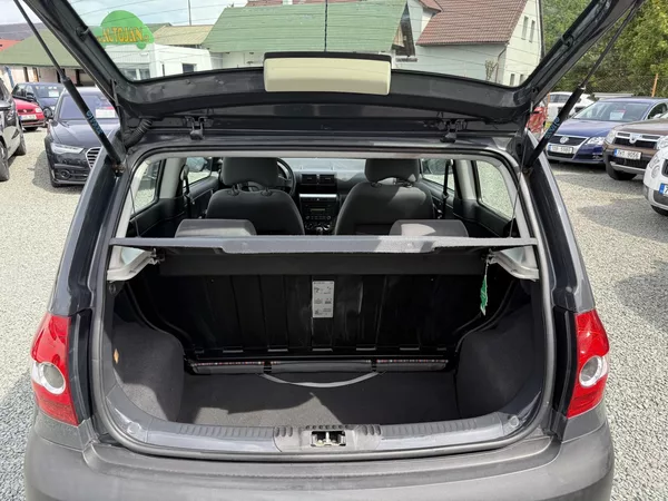 Volkswagen Fox 1.2 - foto 12
