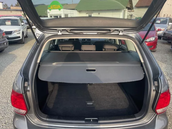 Volkswagen Golf 1.2 TSI KOMBI - foto 10