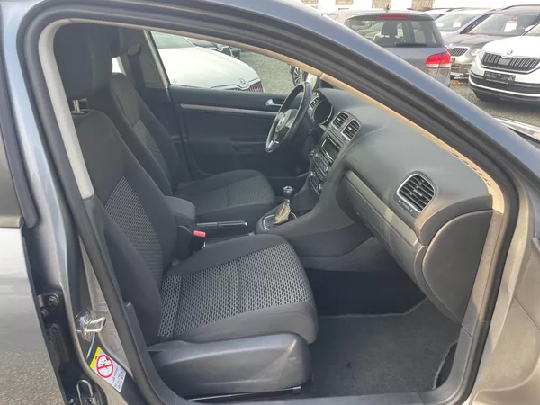 Volkswagen Golf 1.2 TSI KOMBI - foto 7