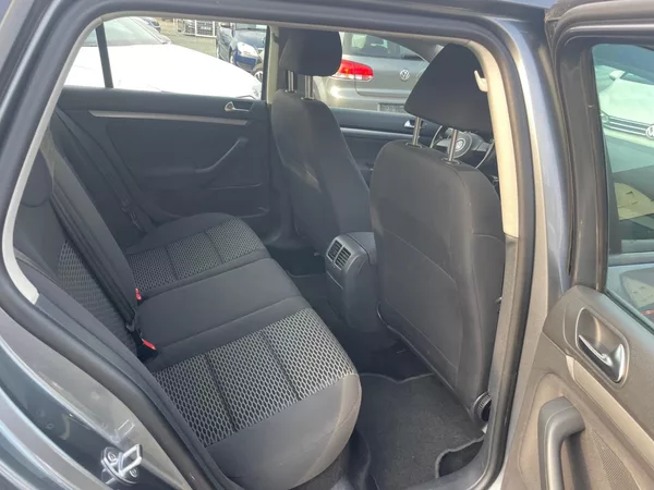 Volkswagen Golf 1.2 TSI KOMBI - foto 9