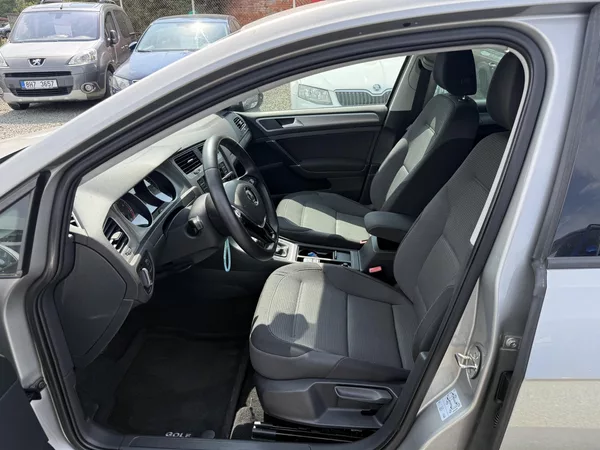 Volkswagen Golf 1.2 TSI COMFORTLINE - foto 8