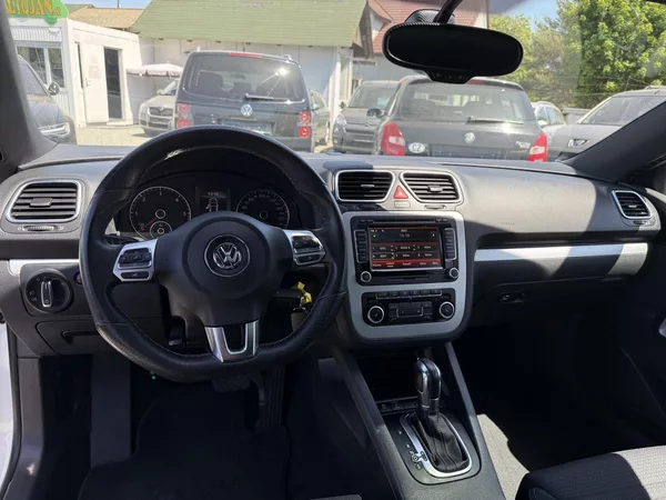 Volkswagen Scirocco 2.0 TDI DSG SPORT 125KW - foto 7