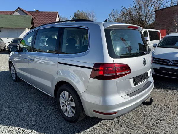 Volkswagen Sharan 2.0 TDI DSG 135KW COMFORTLINE - foto 4