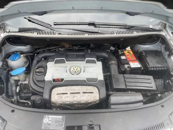 Volkswagen Touran 1.4 TSI 7 MÍST - foto 11