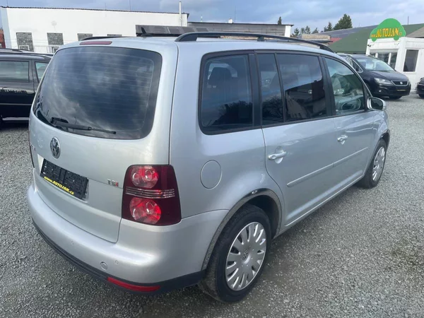Volkswagen Touran 1.4 TSI 7 MÍST - foto 4