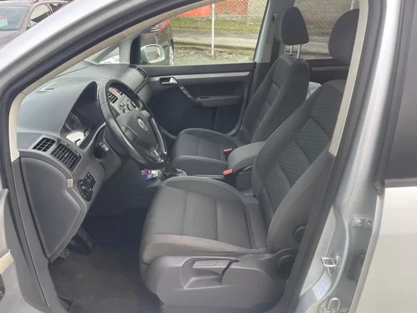 Volkswagen Touran 1.4 TSI 7 MÍST - foto 6
