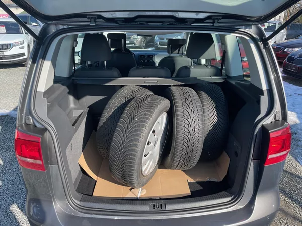 Volkswagen Touran 1.2 TSI - foto 10