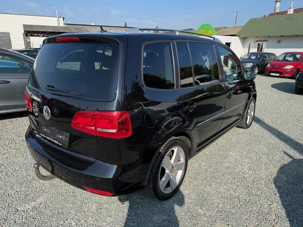 Volkswagen Touran 1.4 TSI HIGHLINE - foto 6
