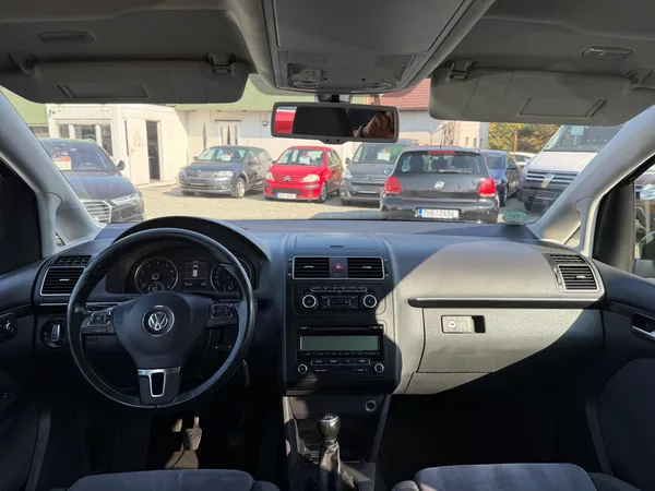 Volkswagen Touran 1.4 TSI HIGHLINE - foto 7