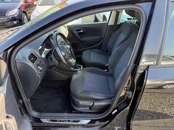 Volkswagen Polo 1.2i STYLE - foto 8