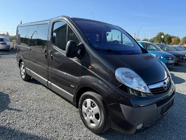 Opel Vivaro 2.0 CDTI 9 MÍST KLIMA