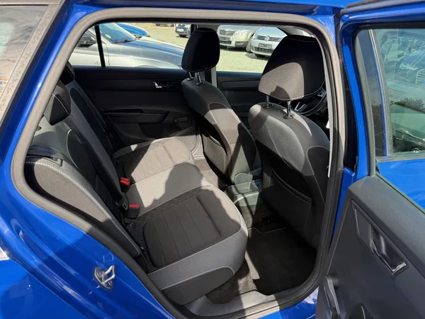 Škoda Fabia 1.0 MPI AMBITION - foto 11